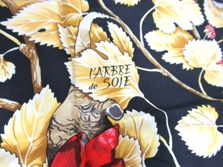 エルメス HERMES L'ARBRE DE SOIE 絹の木 桑の木と蚕 スカーフ カレ90