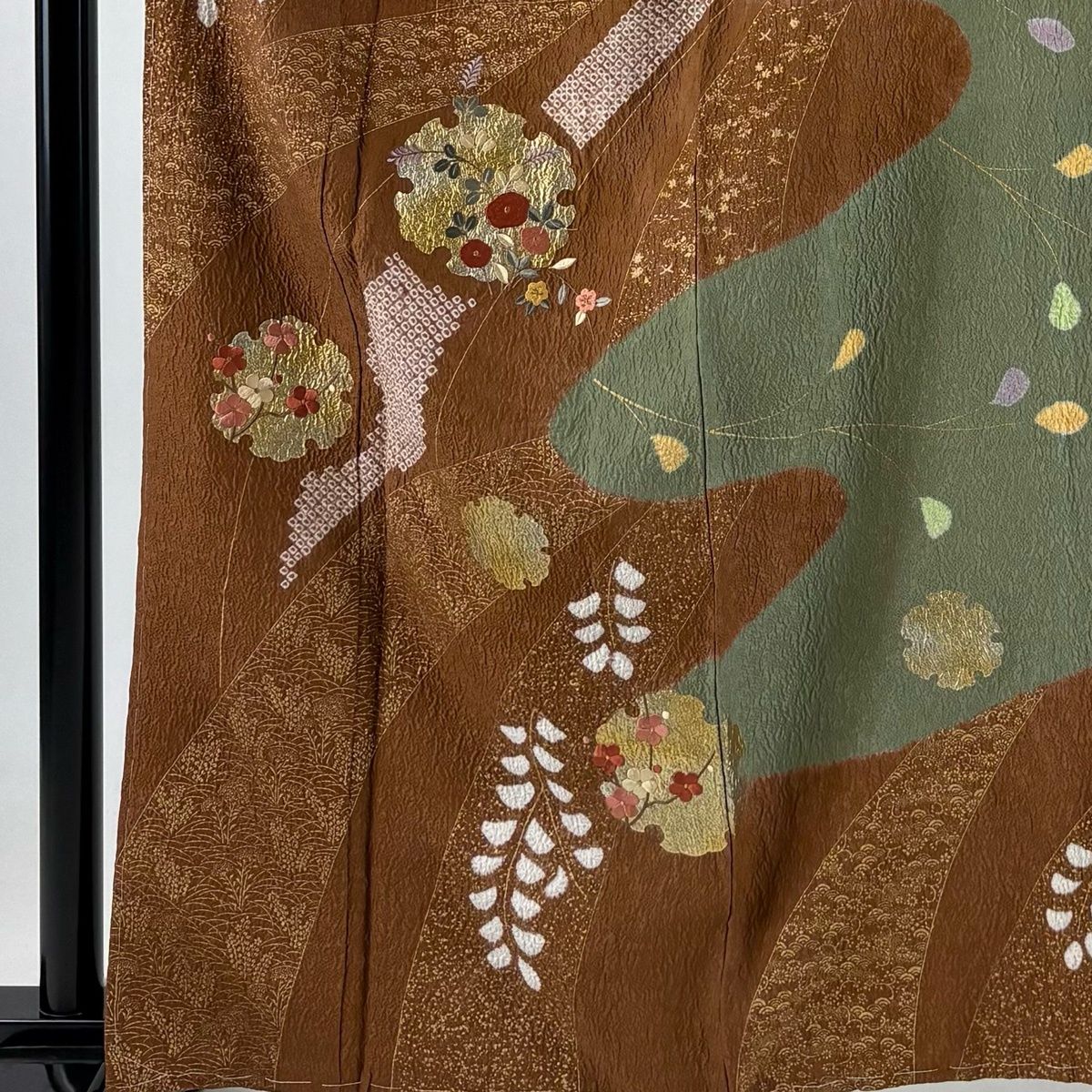 訪問着 身丈161.5cm 裄丈66cm M 袷 雪輪 枝花 刺繍 絞り 茶色 正絹 秀