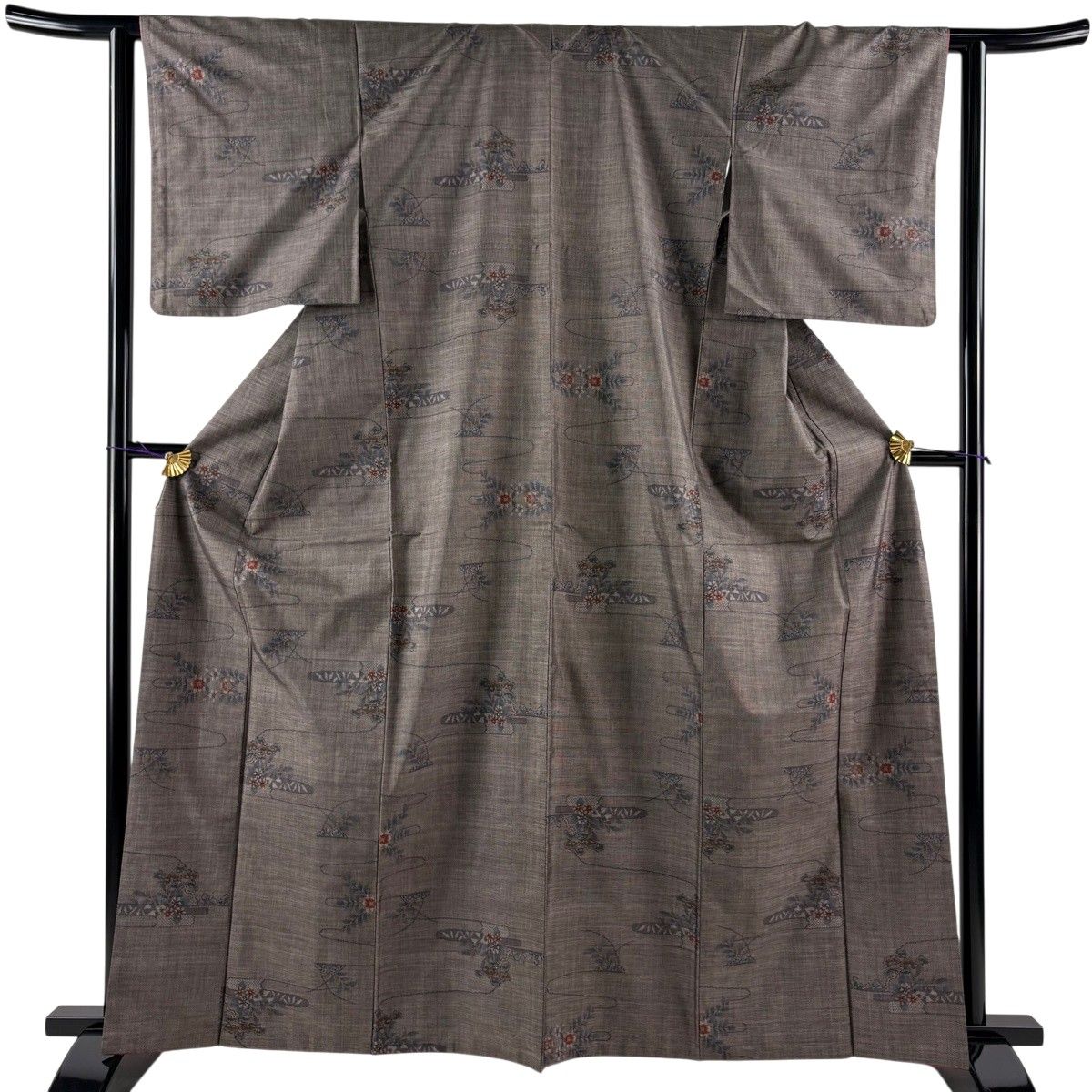 【美品】 紬 身丈163cm 裄丈62cm S 袷 草花 ヱ霞 焦茶色 正絹 秀品 【中古】