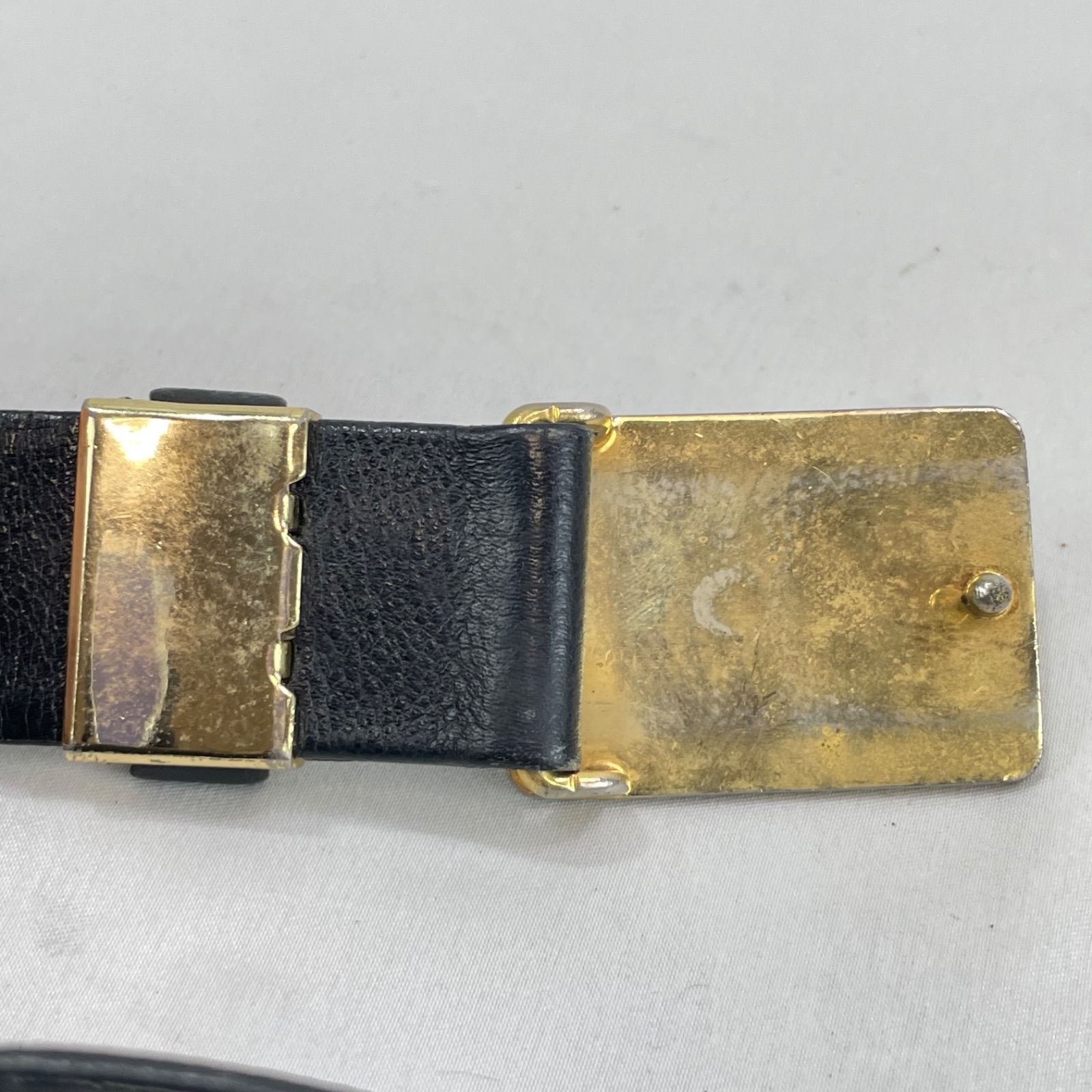 美品✨イヴサンローラン  レザーベルト スクエアバックル しぼ革 ブラウン 美品 YSL ベルト 黒金 スクエア レザー ビジネス イブサンローラン