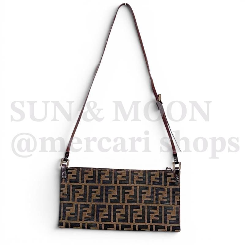 FENDI フェンディ ズッカ アクセサリーポーチ ショルダーバッグ
