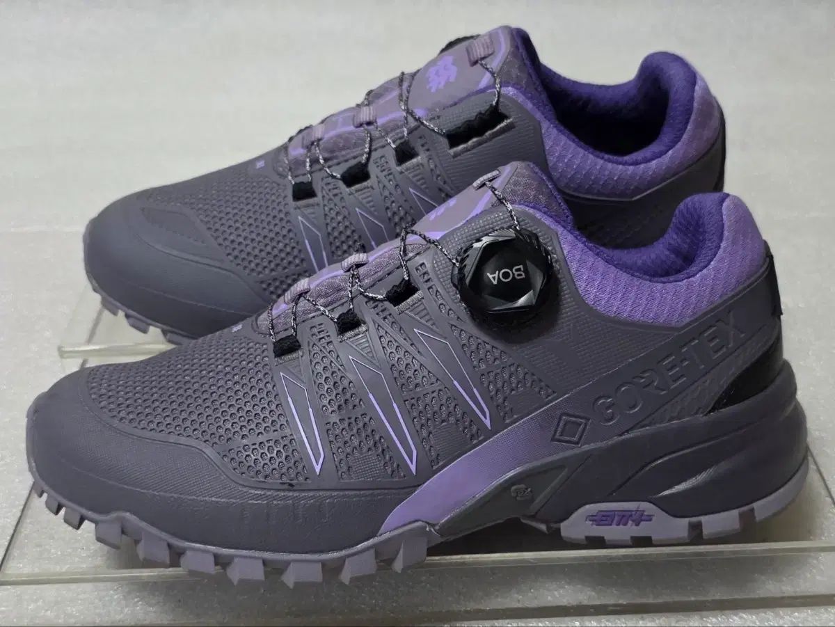 KOLON SPORT コーロンスポーツ ゴアテックス GORE-TEX 軽量登山靴 トレッキングシューズ BOAダイアル レディース 230