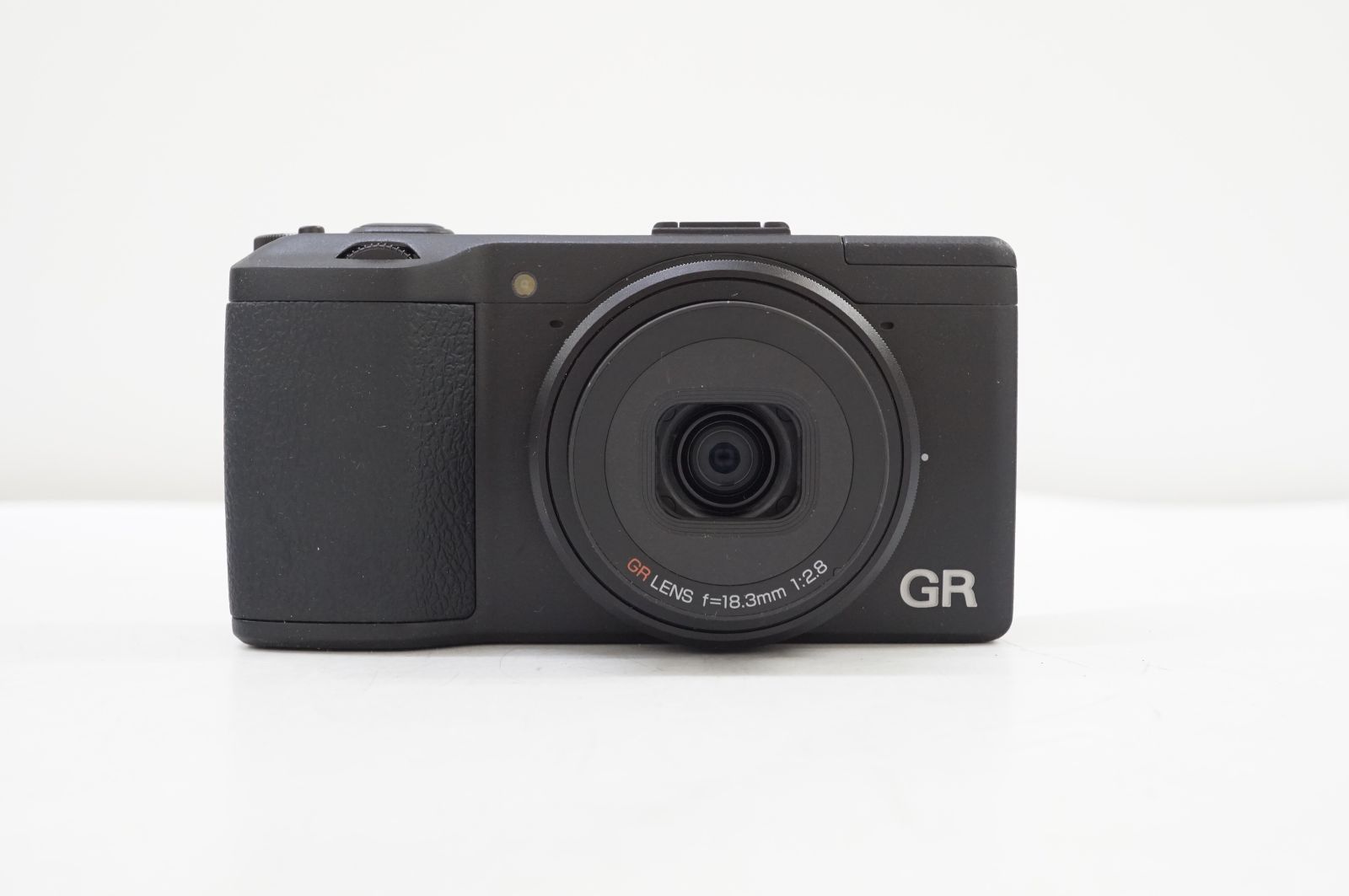 C242001)ほぼ未使用 RICOH GR APS-C ジャー 元箱付 コンパクトデジタル