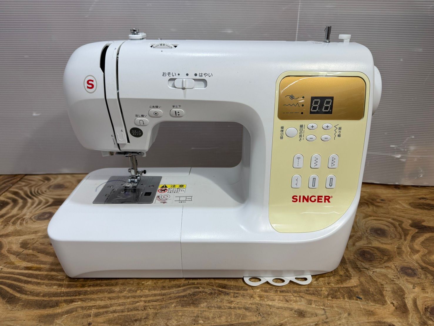 S02430 SINGERコンピューターミシンSN777α 付属品、取説付