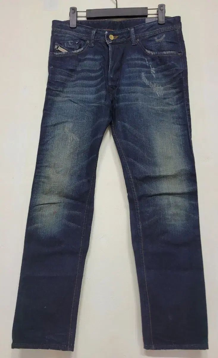 DIESEL レギュラー ディーゼル DARRON スリムテーパード Darron 