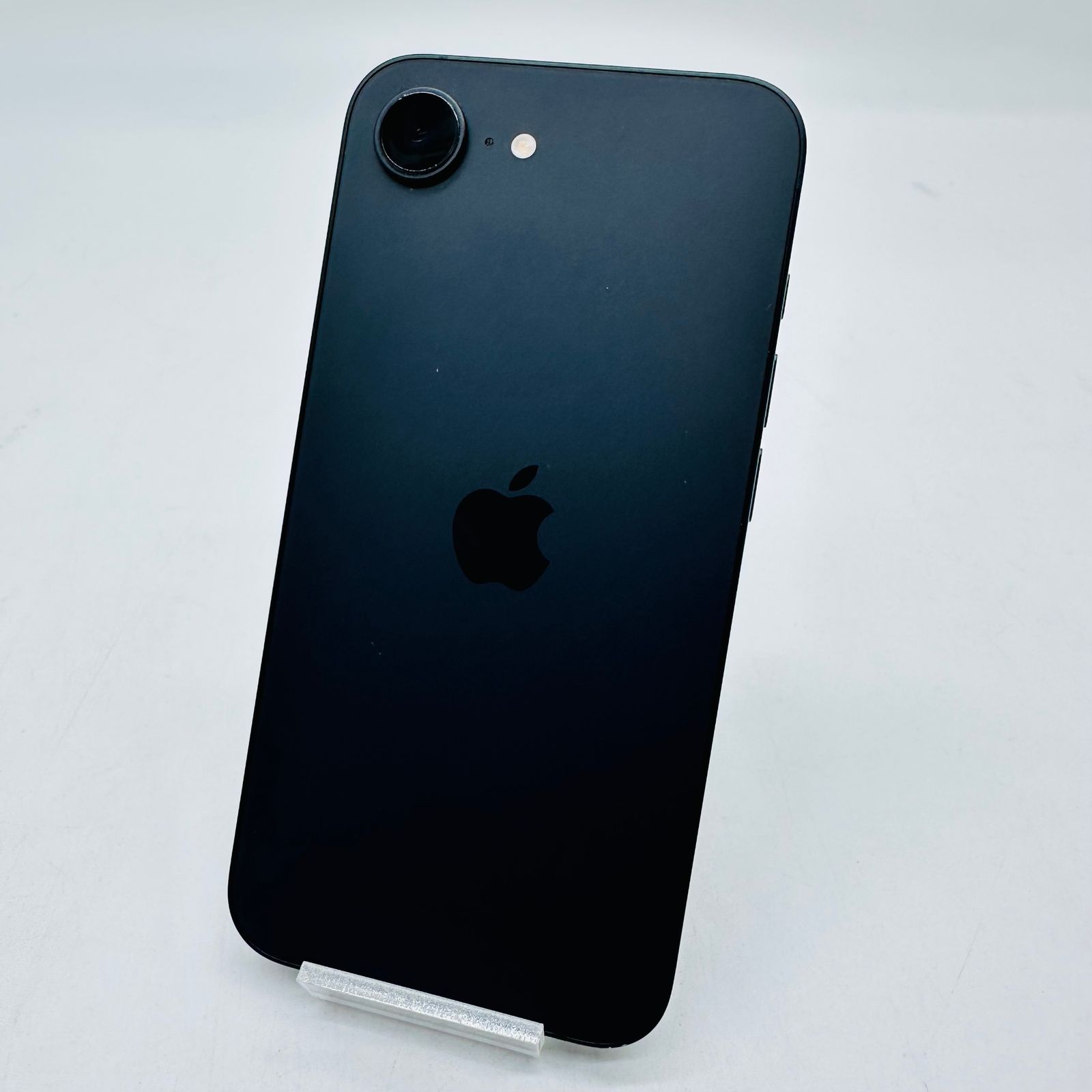 iPhone16e 128GB ブラック SIMフリー 中古 Cランク - メルカリ