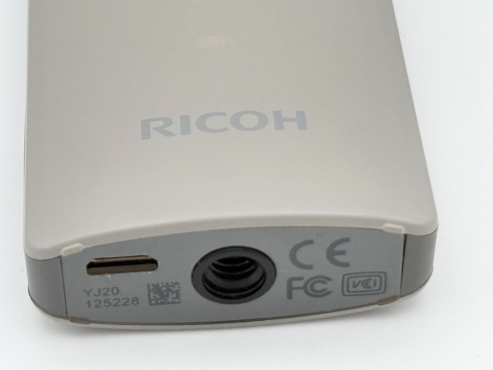 美品】RICOH THETA SC ベージュ リコー シータ 360度カメラ - メルカリ