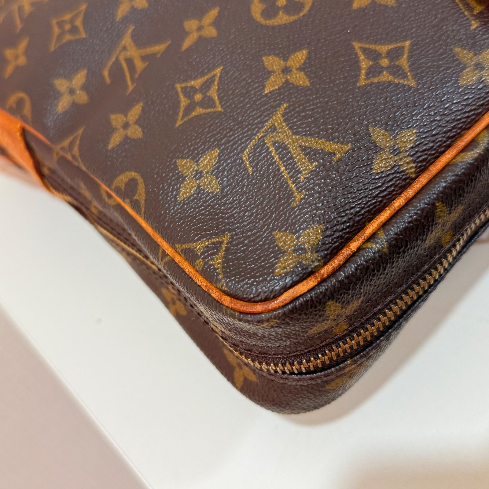 LOUIS VUITTON ルイヴィトン モノグラム ポルトドキュマン 美品 - メルカリ