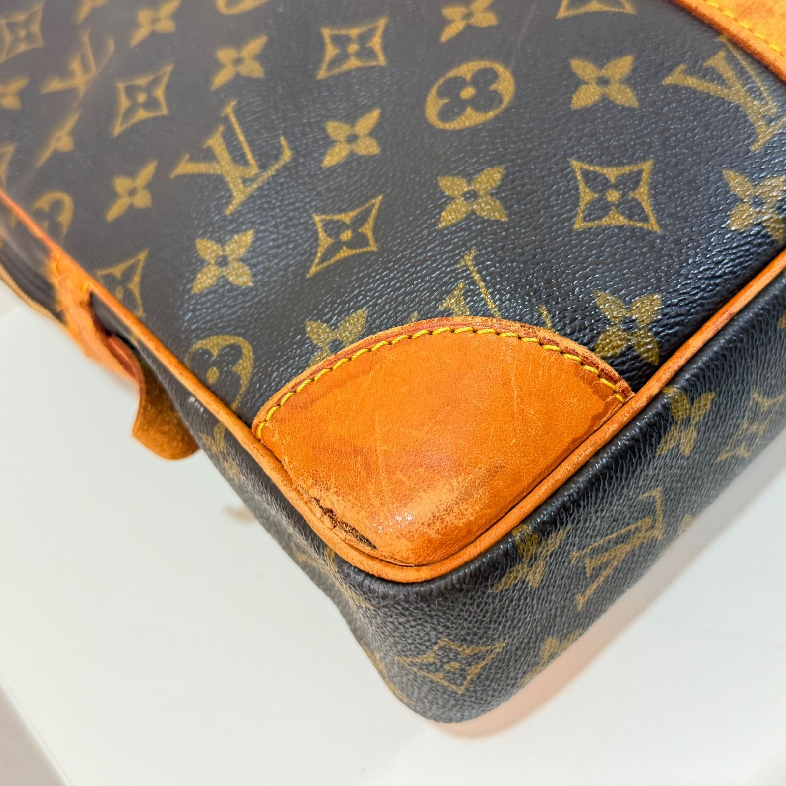LOUIS VUITTON ルイヴィトン モノグラム ポルトドキュマン 美品 - メルカリ