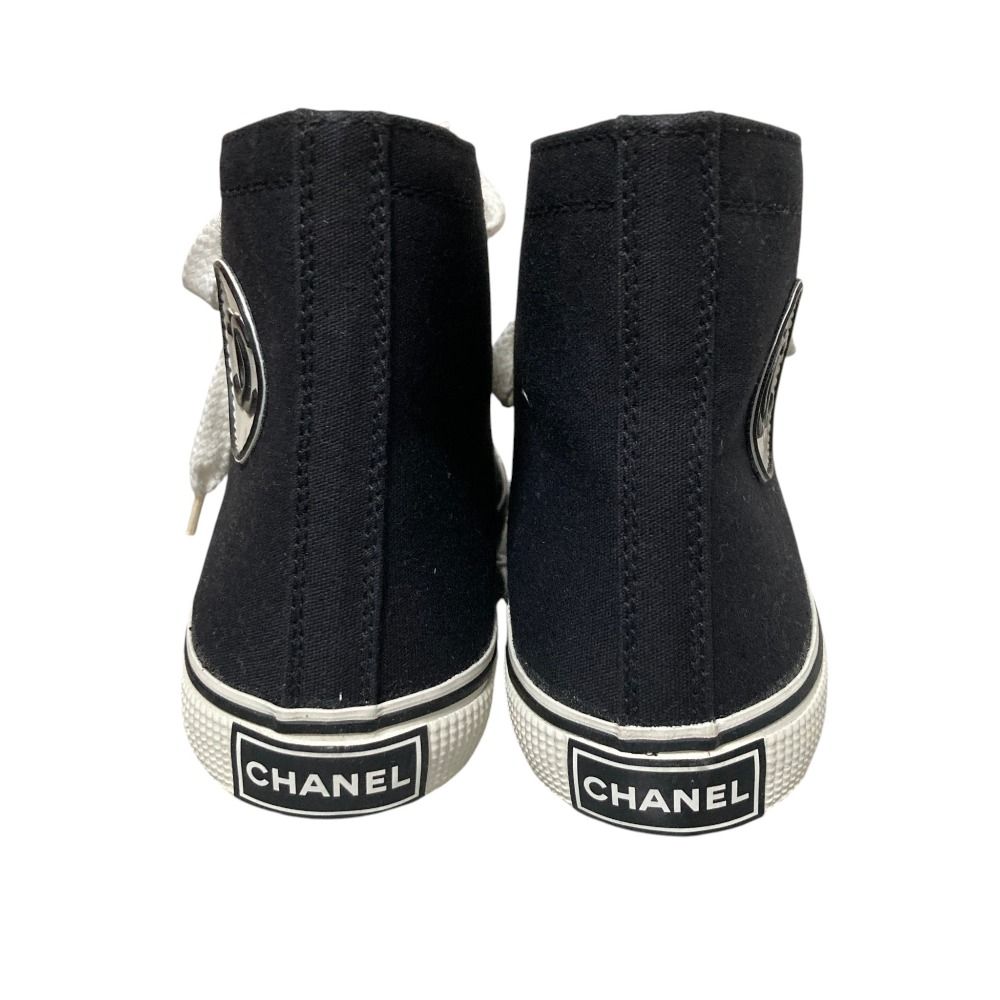 未使用 CHANEL シャネル 95A ココマーク キャンバスハイカット