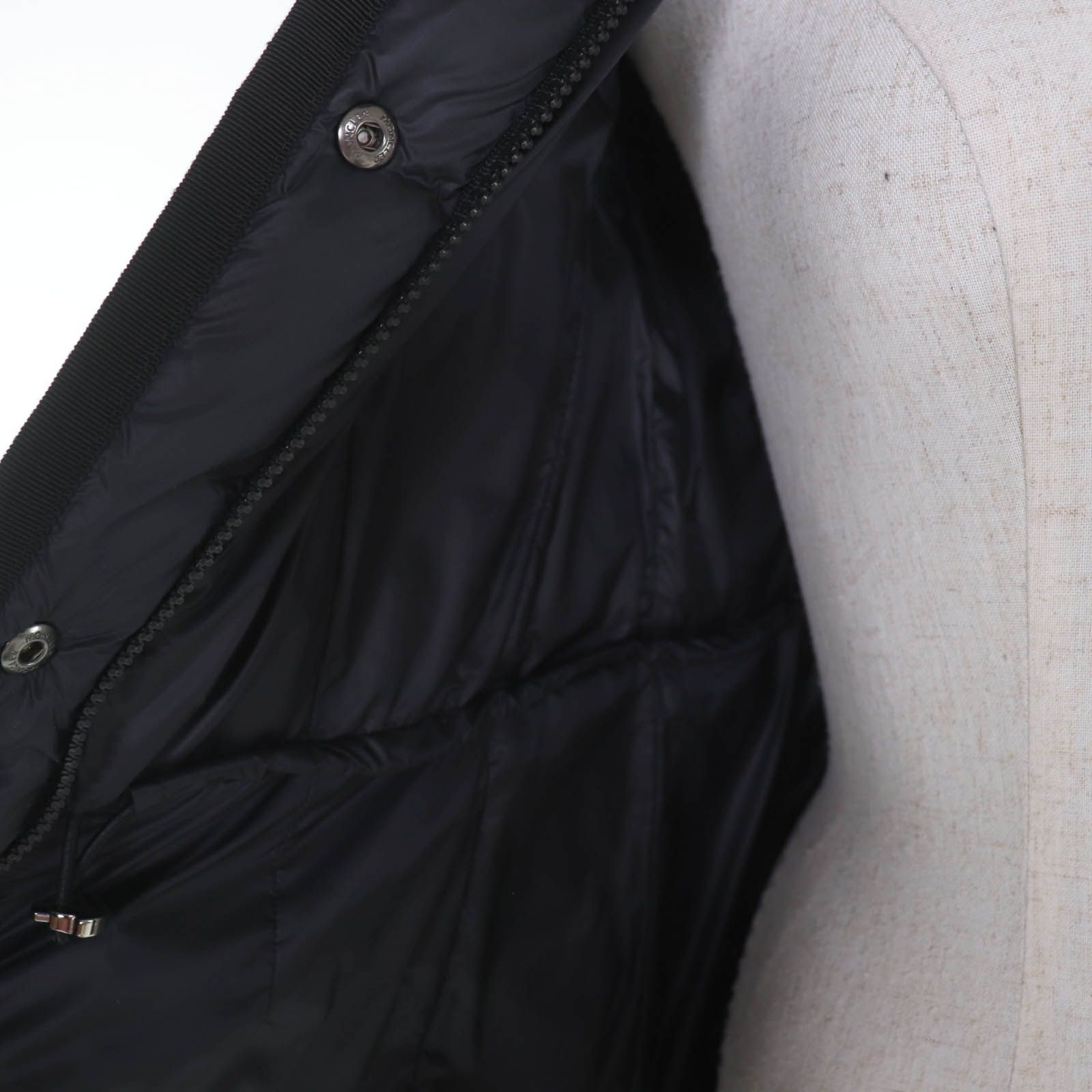 極美品☆MONCLER モンクレール HERMINE エルミンヌ ロゴワッペン