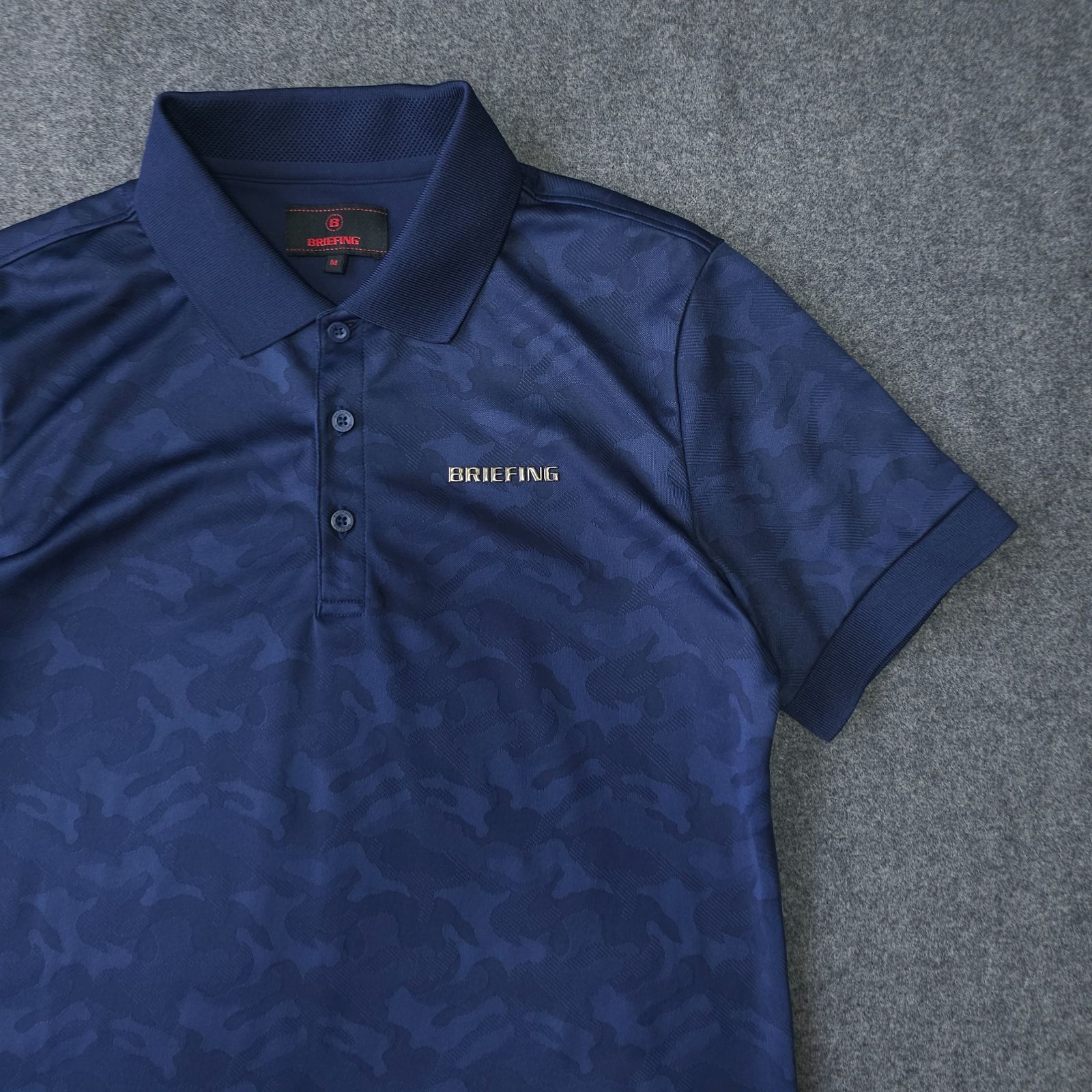 ブリーフィング　ゴルフ　メンズポロシャツ　カモフラ　ネイビー　M 👌値下げ交渉受付中】極美品 BRIEFING GOLF 近年モデル 半袖 ゴルフ