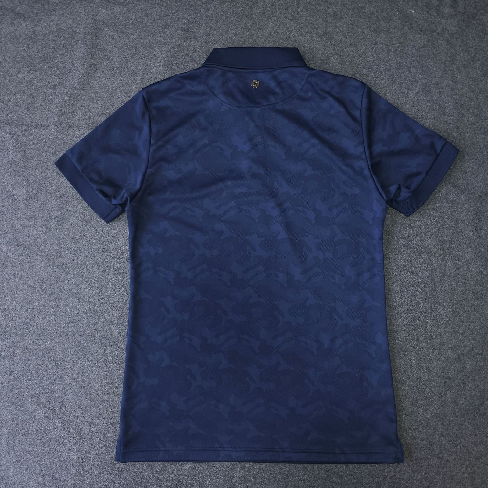 極美品✨ BRIEFING ポロシャツ カモフラ 半袖 ロゴ M 👌値下げ交渉受付中】極美品 BRIEFING GOLF 近年モデル 半袖 ゴルフ