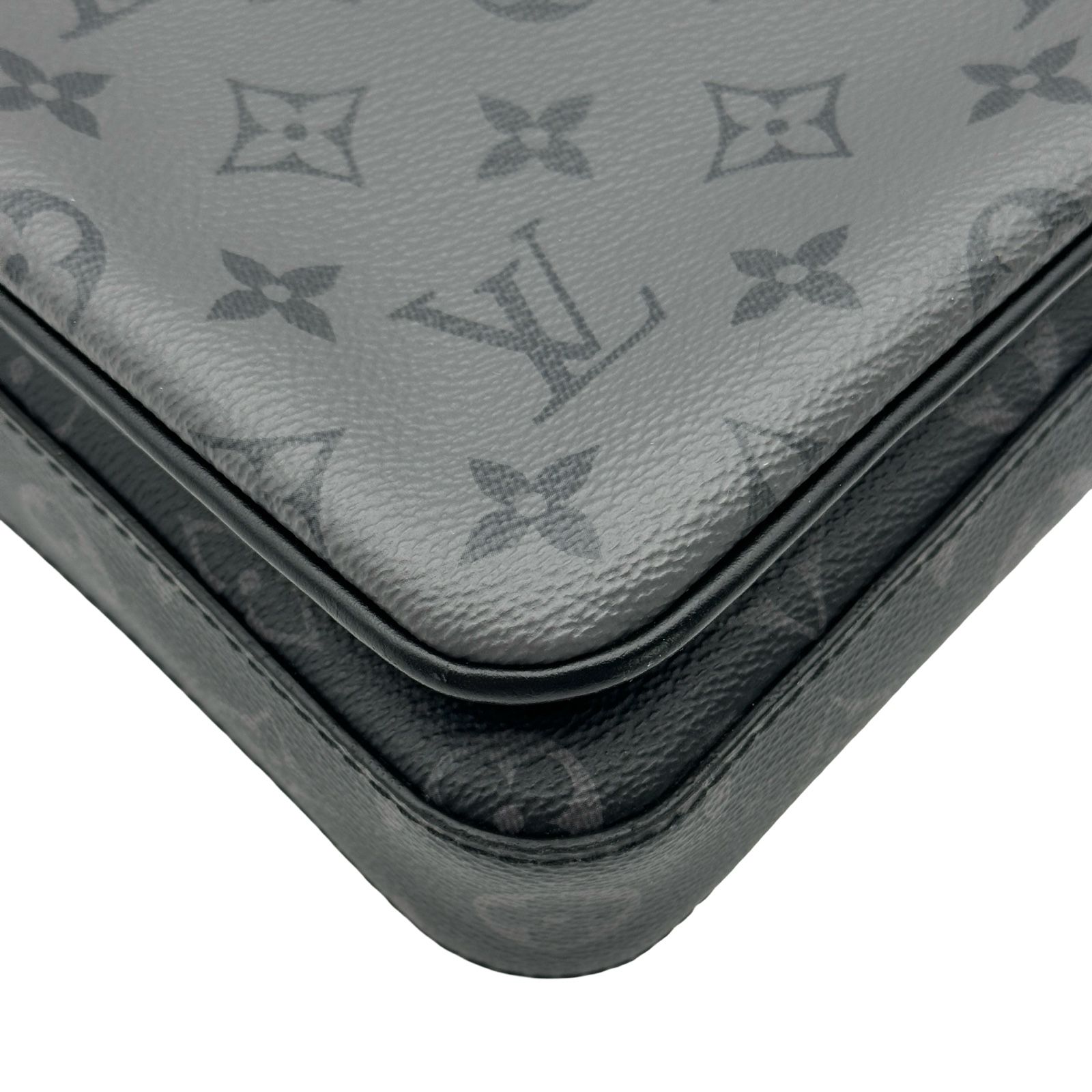ルイ・ヴィトン LOUIS VUITTON トリオメッセンジャー M69443 ブラック 