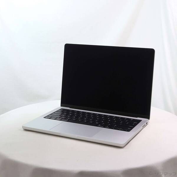 ソフマップ 〔中古品〕 MacBook Pro 14.2-inch Late-2023 MR7J3J/A Apple M3 8コアCPU_10コアGPU 8GB SSD512GB シルバー 〔26.3 Tahoe〕【258】