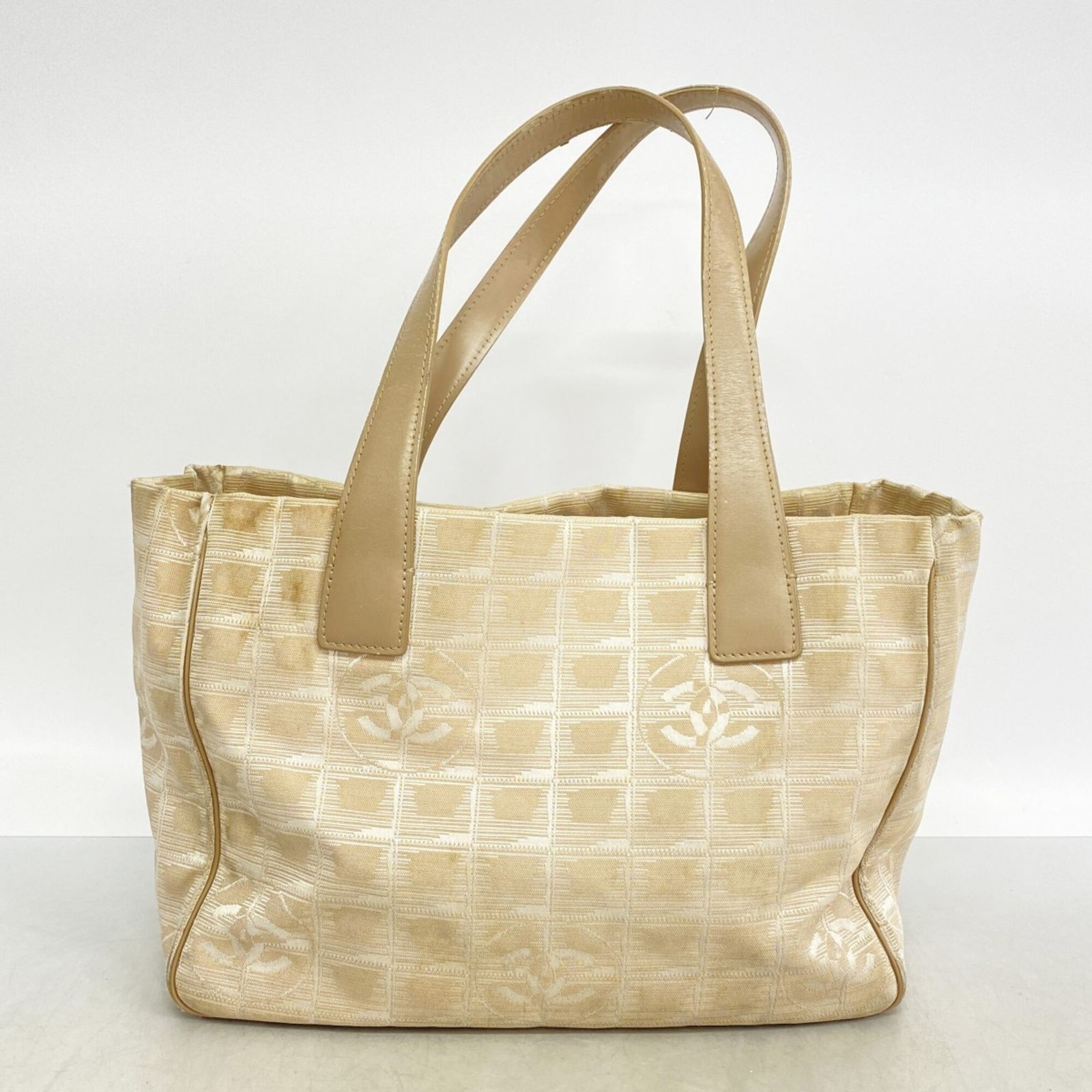 シャネル(Chanel) シャネル トートバッグ ニュートラベル ナイロン