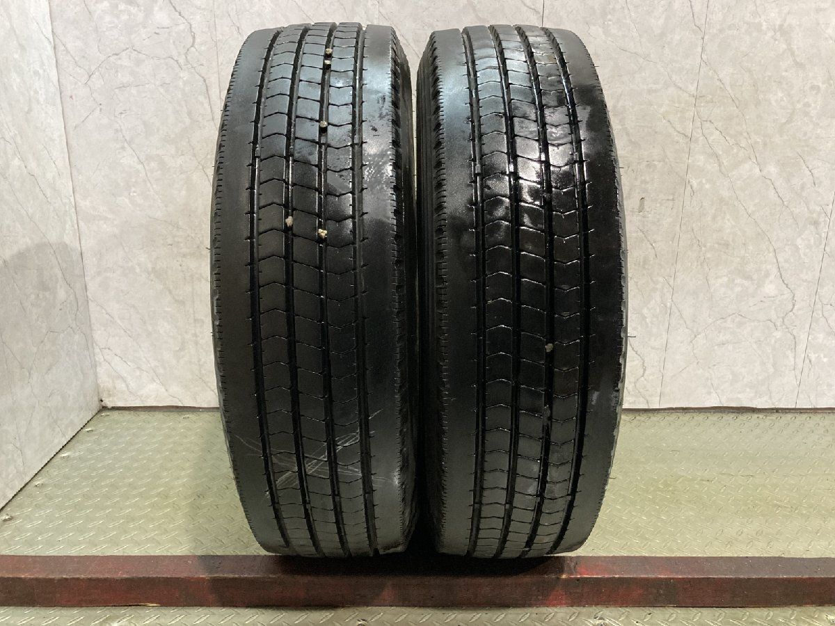 BS BRIDGESTONE R170 215/70R17.5 123/121J 17.5インチ ライトトラック用 夏タイヤ 2本 23年製 バリ溝 キャンター ダイナ等　(KTT774)