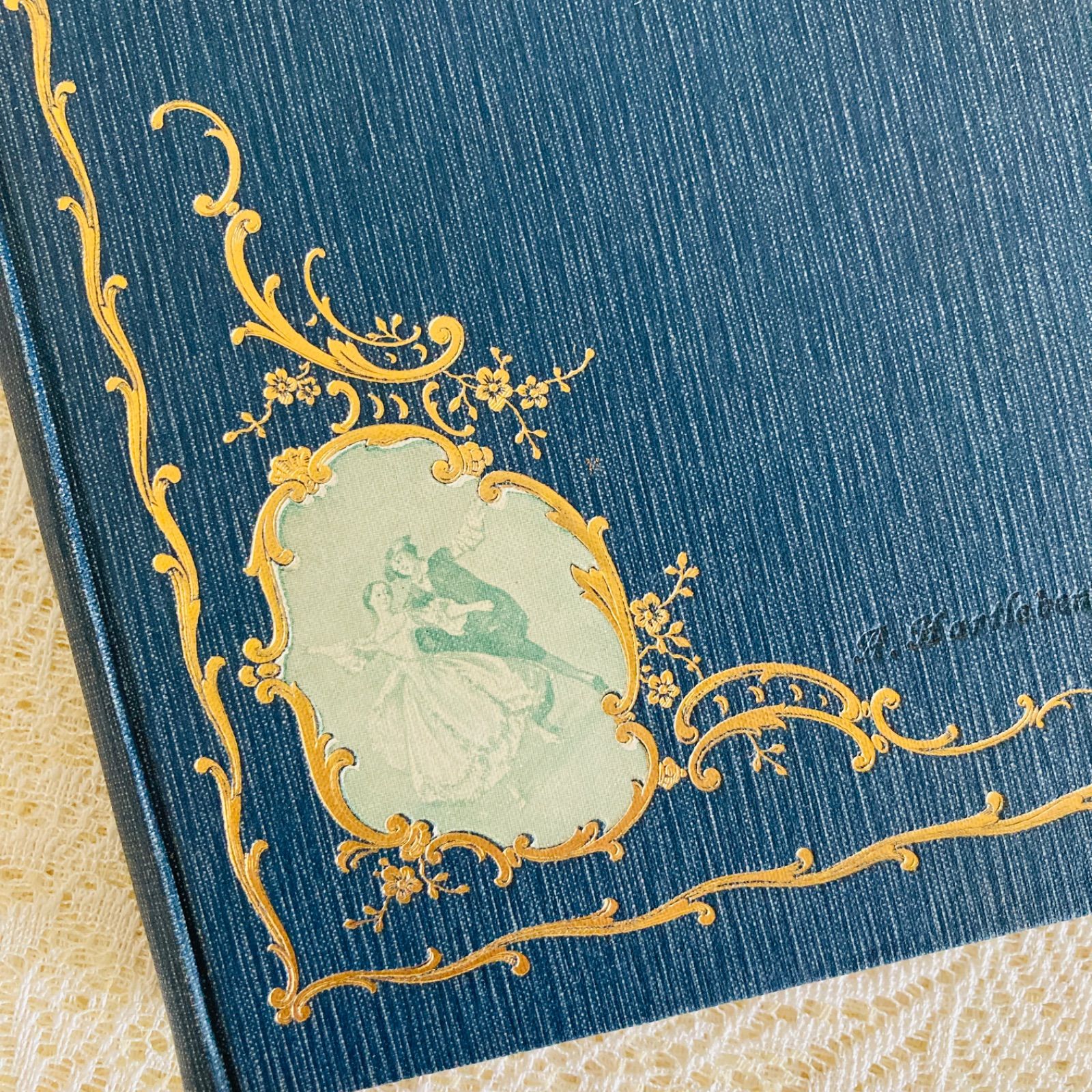 気品ある美しい装丁のアンティークブック 社交ダンス手引き書 1907年頃