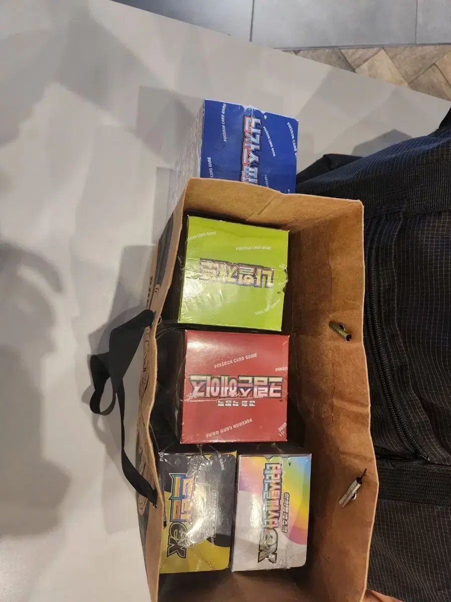 ポケモンカードボックス 出品 26,176円