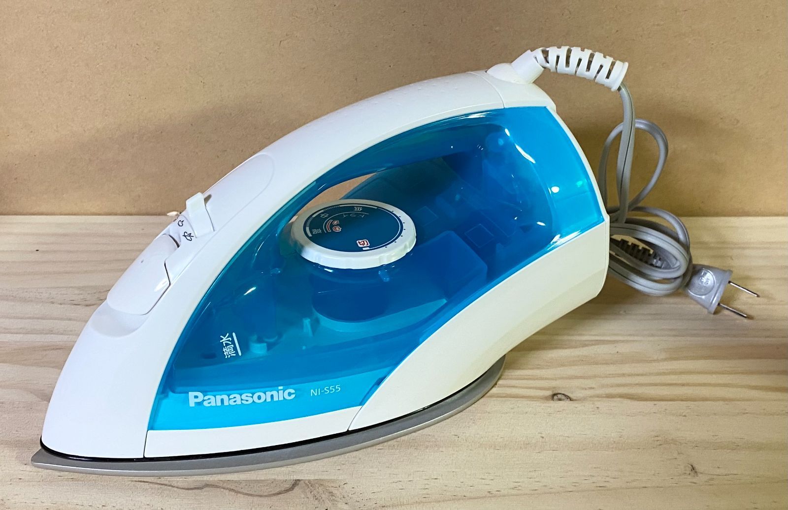 Panasonic スチームアイロン ブルー NI-S55-A 動作確認済み - メルカリ