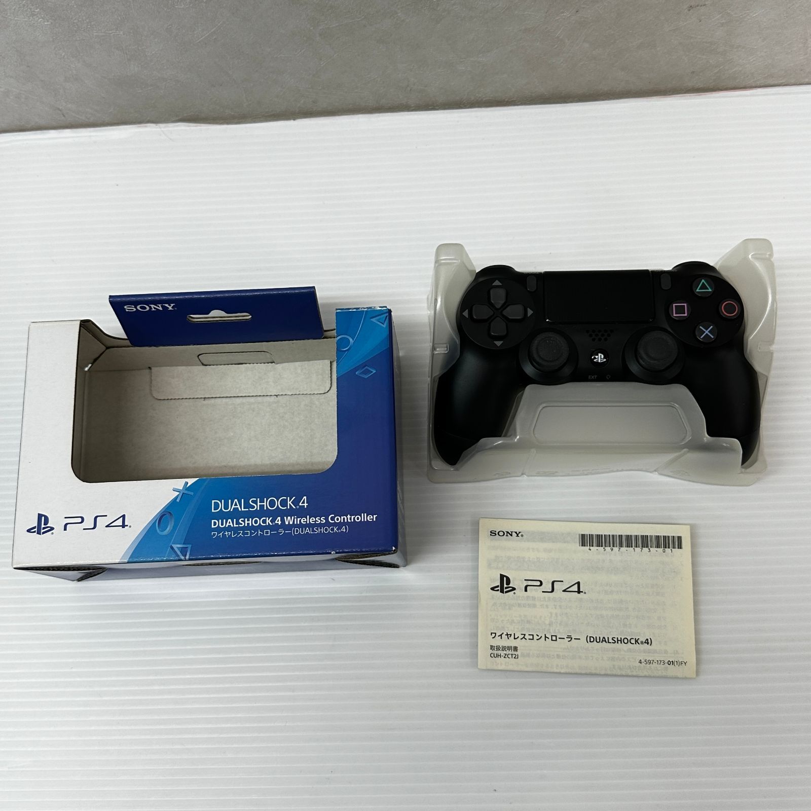 純正品】 PlayStation 4 PS4 ワイヤレスコントローラー CUH-ZCT2J 