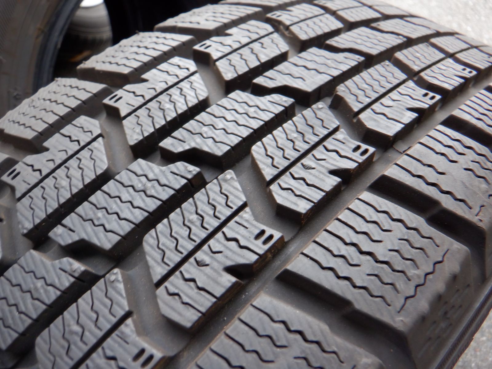 未使用に近い 165/65R14 4本 グッドイヤー アイスナビ7 タンク
