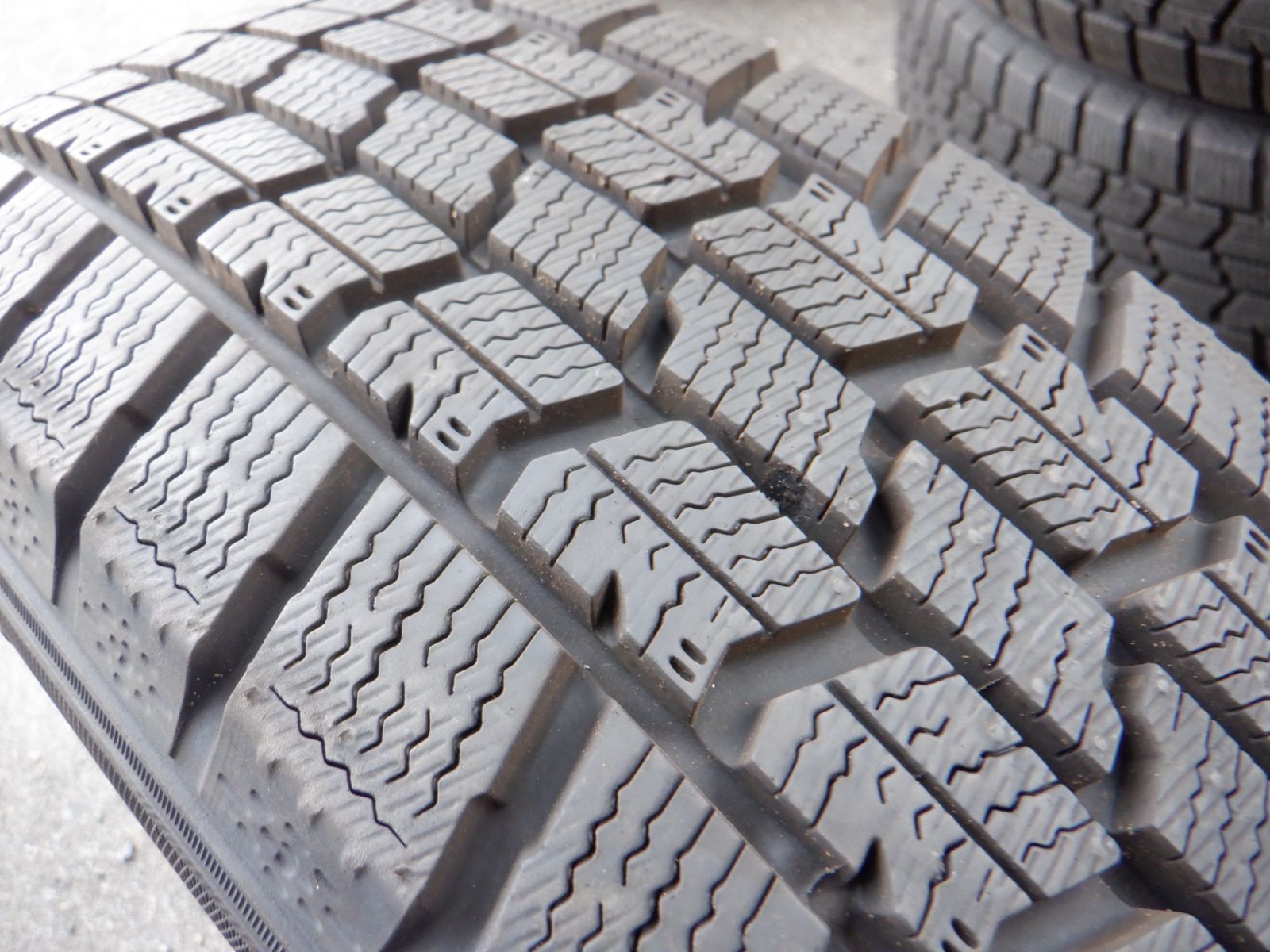 未使用に近い 165/65R14 4本 グッドイヤー アイスナビ7 タンク