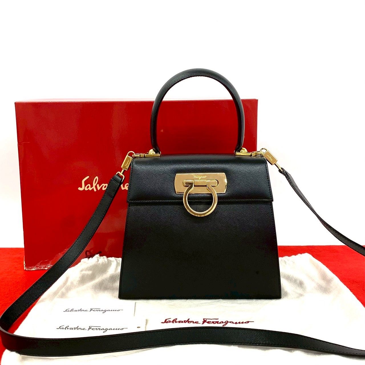 極 美品 箱付 Salvatore Ferragamo サルヴァトーレフェラガモ