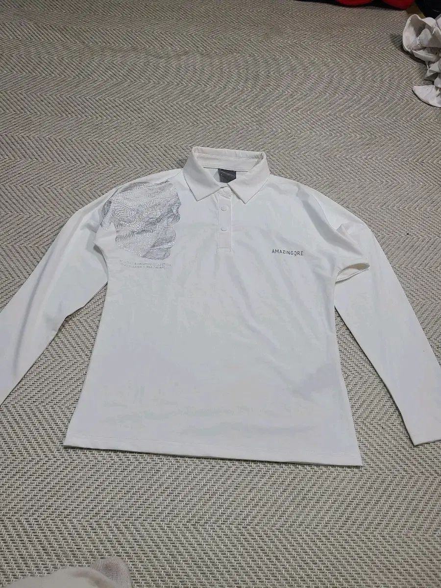 M) アメイジング クリ 長袖 カラーTシャツ 白
