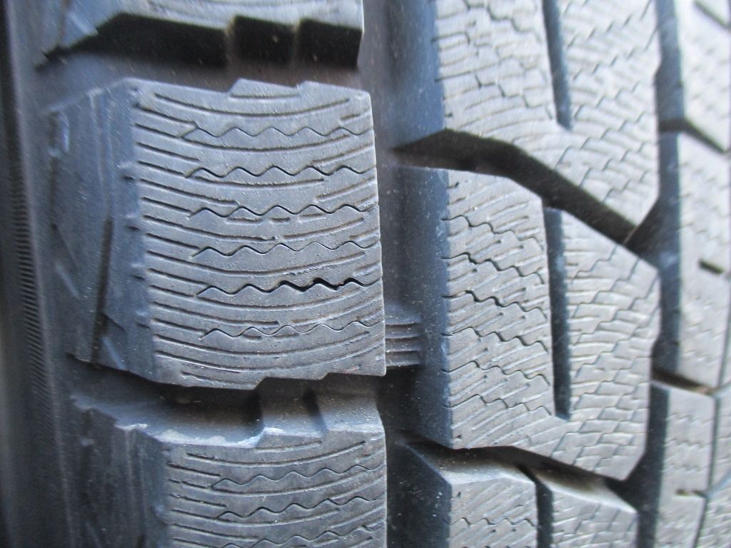 225/60R18 100Q ダンロップ WINTER MAXX SJ8 スタッドレス 2024年製 4