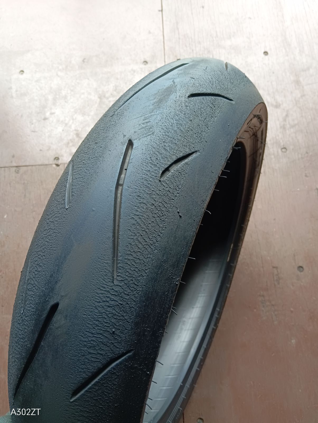 ダンロップ α13 SP 140/70ZR17 D3-80