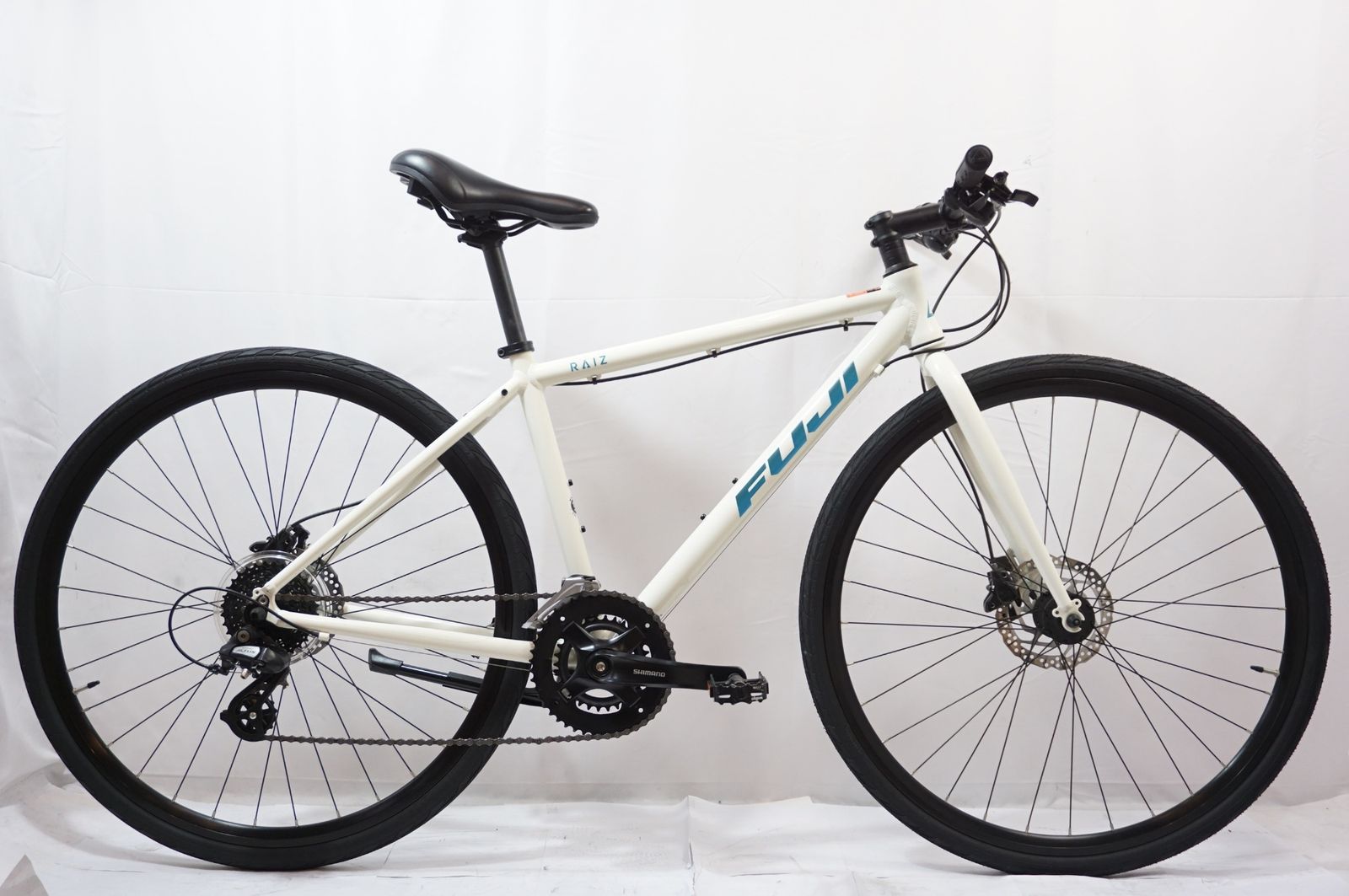 ブリヂストンボーテアシスタBA6L83 オオ実力8.9AH 26インチ3段 LED
