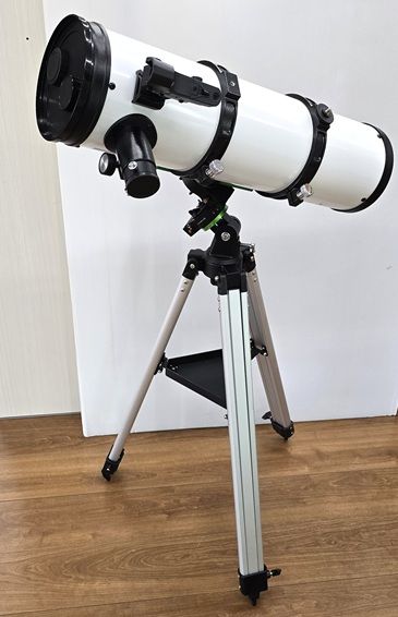 中古品】 スカイウォッチャー Sky-Watcher 望遠鏡 スタークエスト 中古品】 スカイウォッチャー Sky-Watcher 望遠鏡 スタークエスト