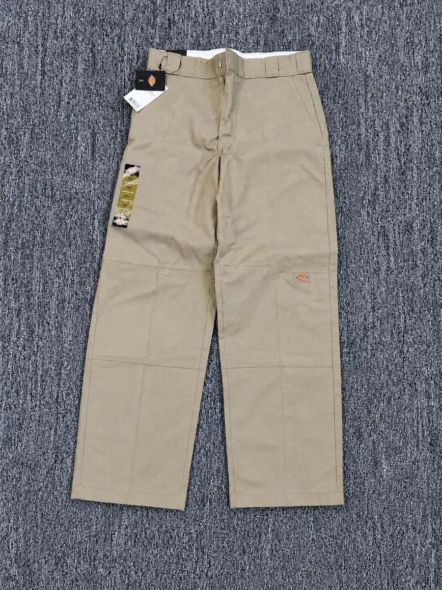 ディッキーズ ベージュ ダブルニー ルーズフィット ウォーク パンツ 30 (新品)