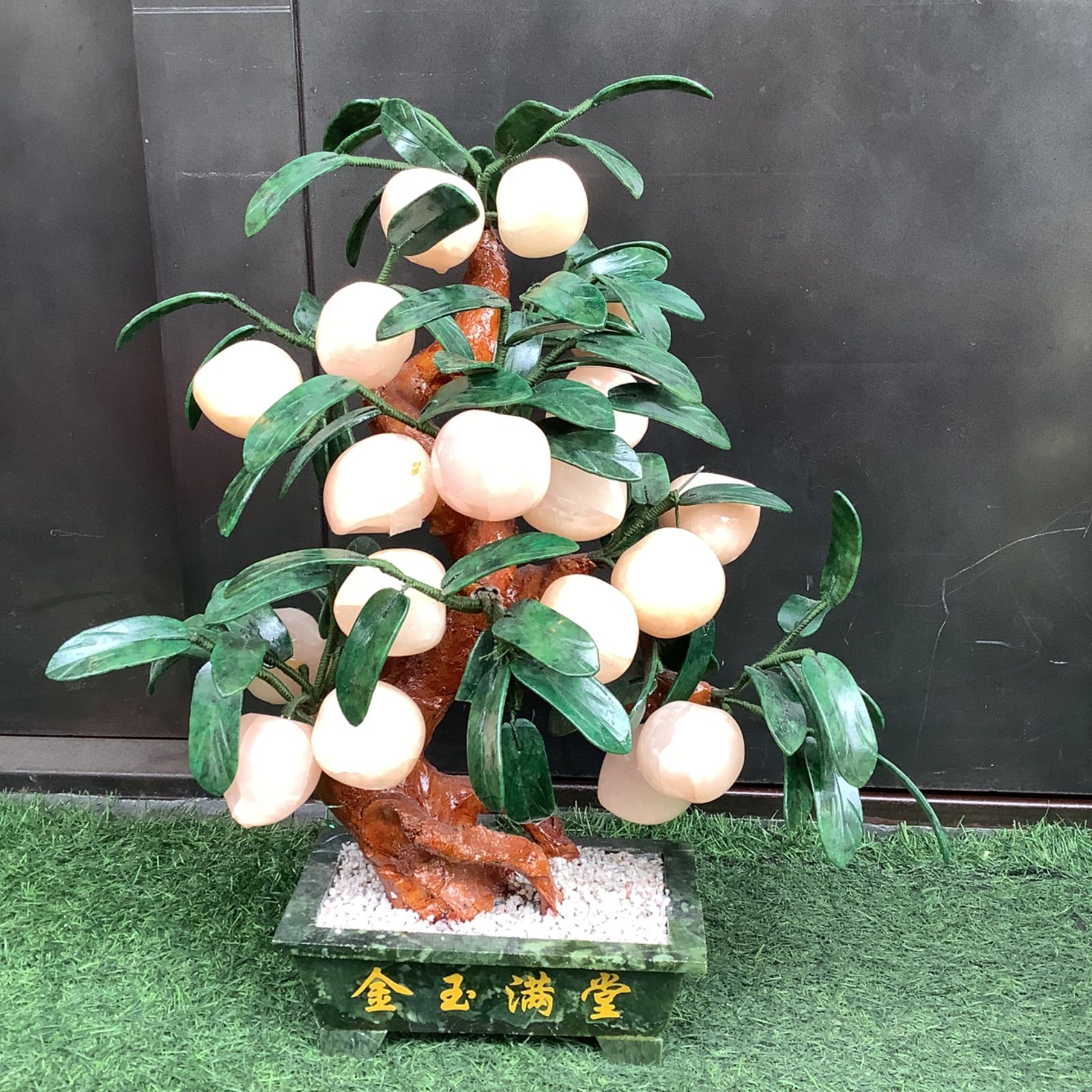 中国美術　桃樹玉石　桃木玉石盆栽　石細工彫刻　置物　縁起物 金玉満堂　ナチュラル ヒスイ 桃の木 盆栽 造花 デコレーション 室内 デコレーション 人工 植物 人工観葉植物 鉢植え ギフト 装飾品 ヒスイ 盆栽