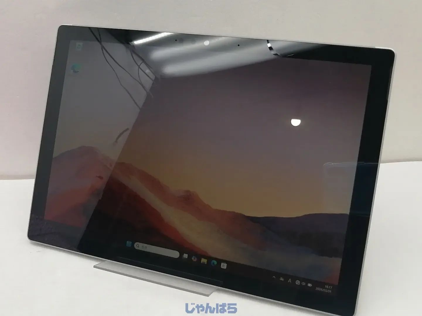 Microsoft Surface Pro7 (i5 8G 256G)　office.adobe13点ソフト付き