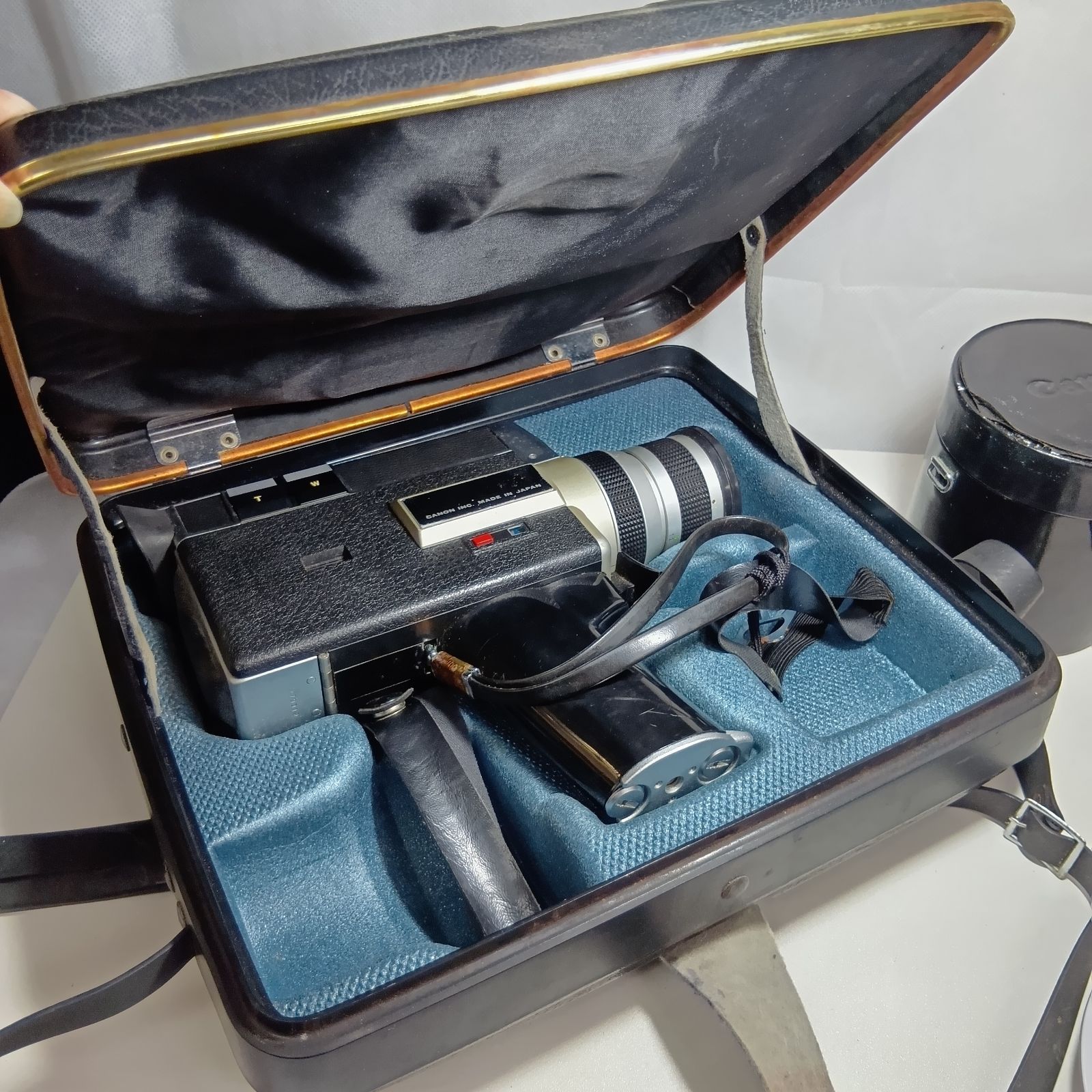 【ケース付】 キャノン Canon Single-8 518 SV 8mm N Canon キャノン AUTO ZOOM 518 SV Super 8 8mm フィルムカメラ