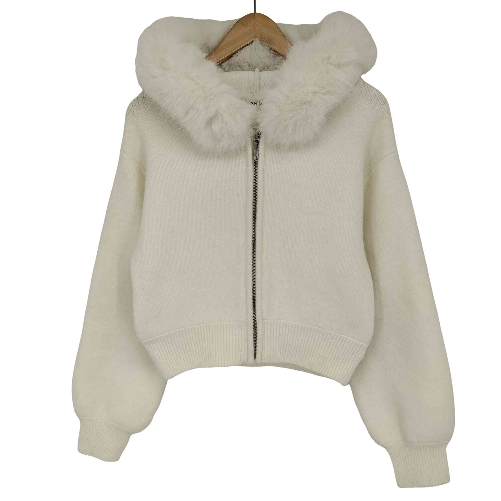 スナイデル snidel 25AW Sustainable ファー付きニットパーカー