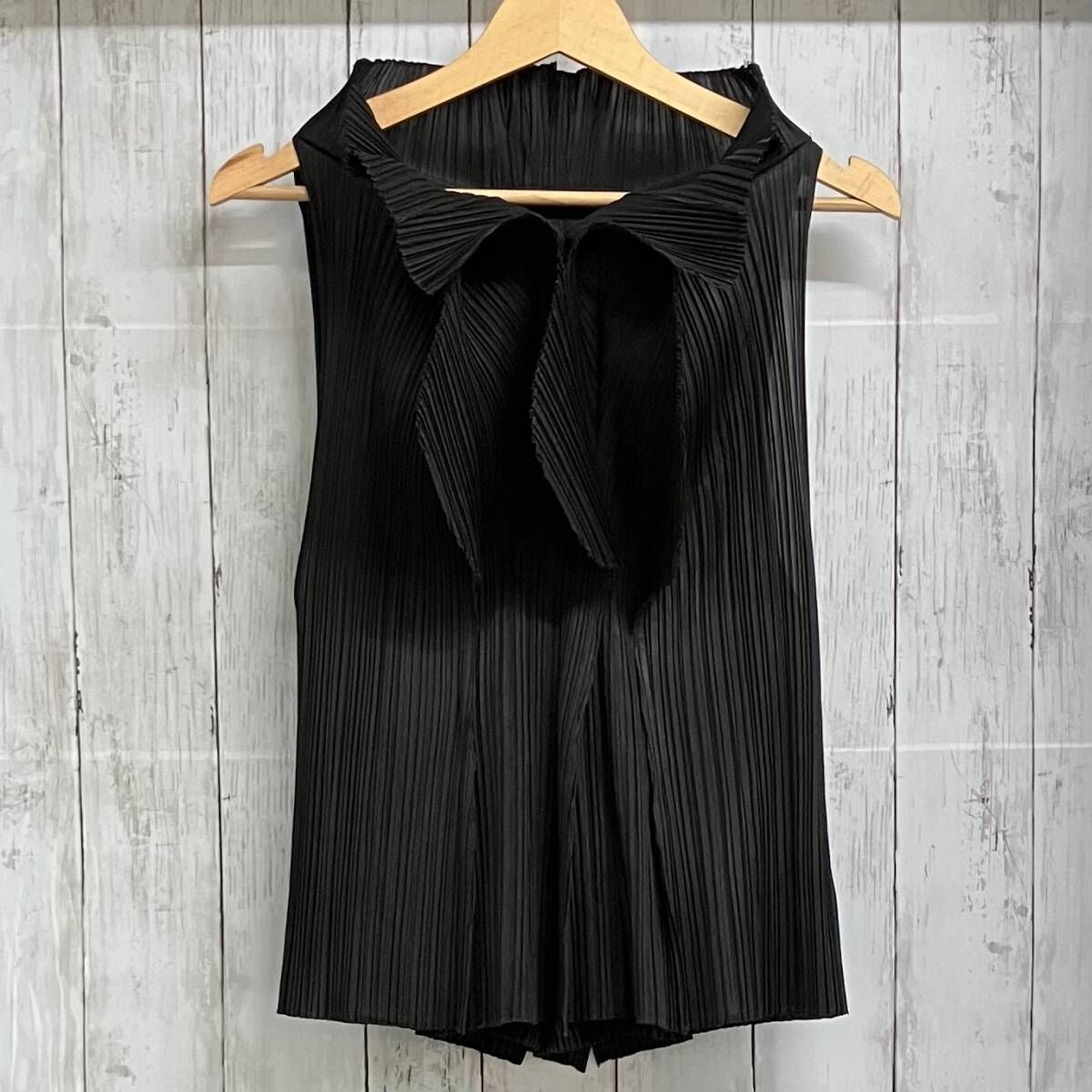 PLEATS PLEASE ISSEYMIYAKE イッセイミヤケ PP31-JJ601 size3 レディース ノースリーブ キャミソール ブラック