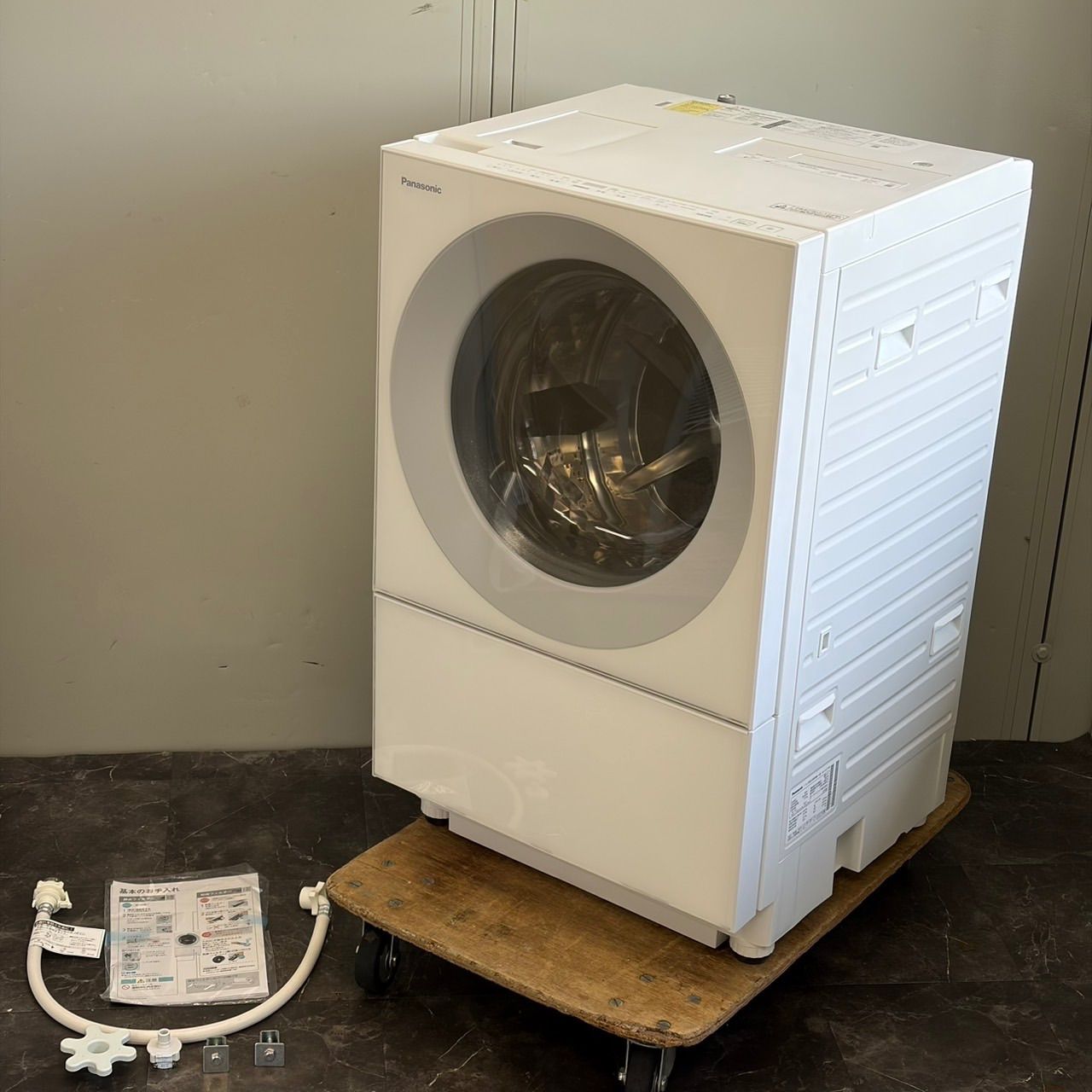 Panasonic ドラム式洗濯機 NA-VG770R（2022年11月発売） ω地域限定送料無料！美品 2023年製 Panasonic ドラム式洗濯乾燥機 NA