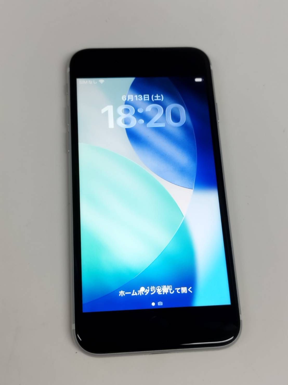 美品 iPhone SE2 64GB ホワイト SIMフリー - メルカリ