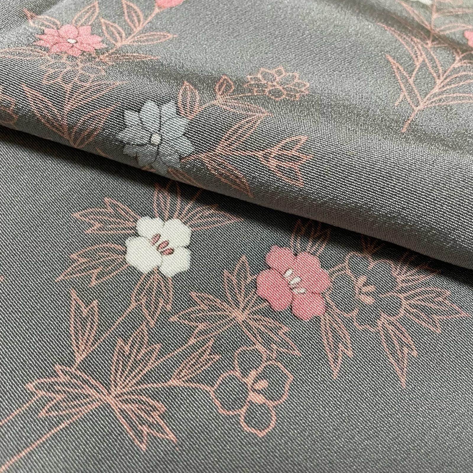 付下げ 上品な草花模様 着物 正絹 X-712 - メルカリ