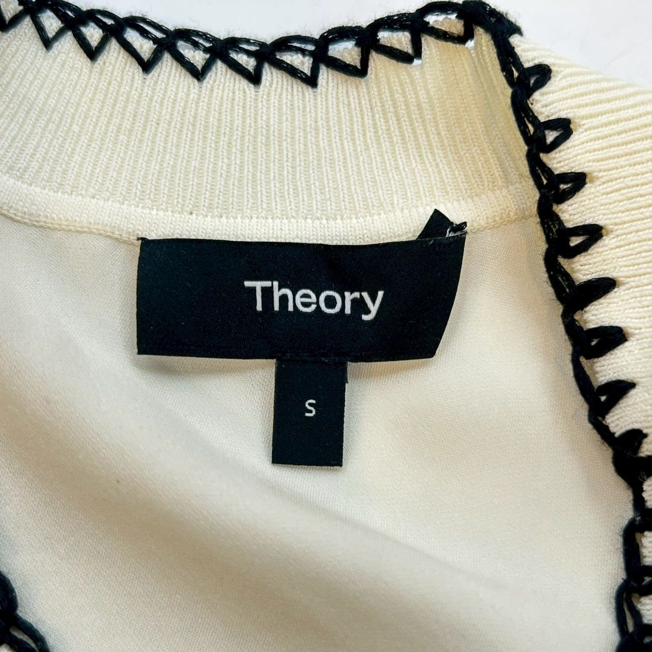 Theory セオリー シルクノースリーブトップス タンクトップ トップス