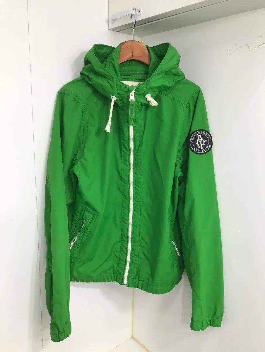 Abercrombie アバクロンビー グリーン ハイネック WHO ウィンドブレーカー