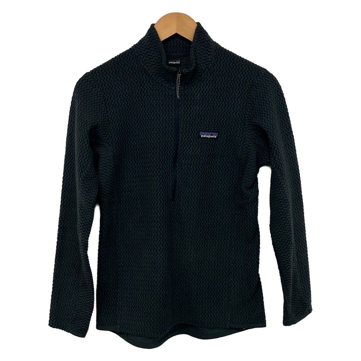 Patagonia(パタゴニア) 長袖カットソー サイズS レディース美品 ウィメンズ・R1エア・ジップネック STY40250 グレー ニット