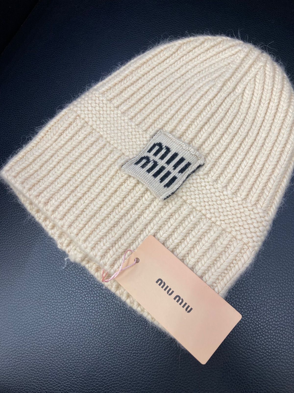 MIU MIU ニット帽　ウールビーニー　新品未使用品