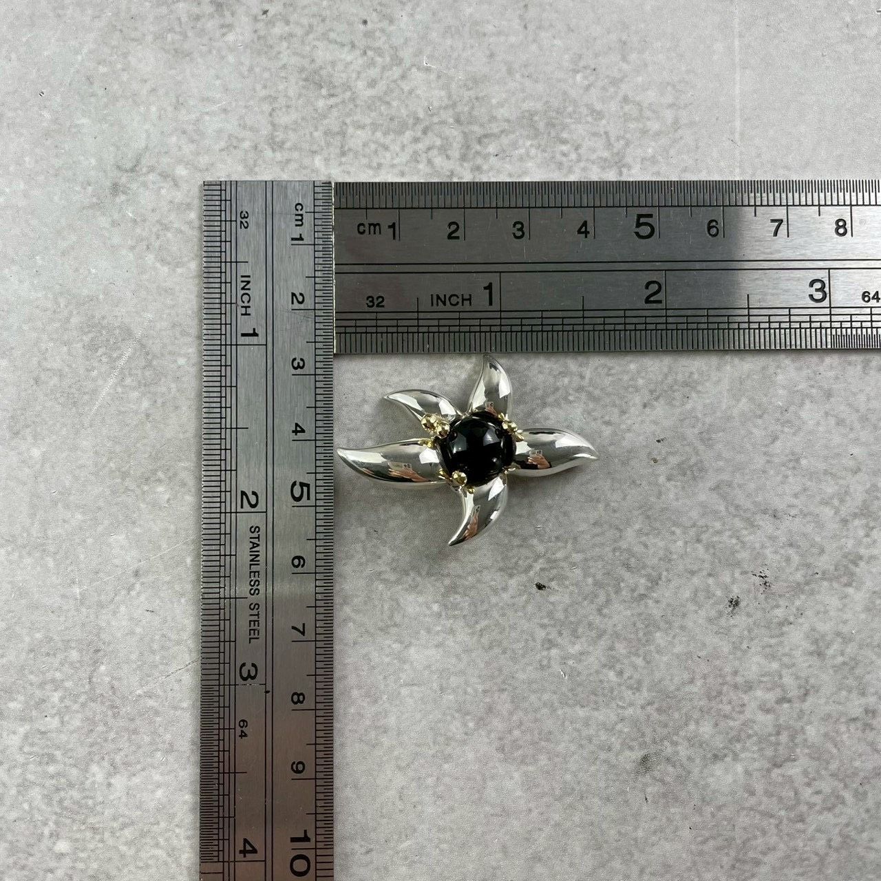 ティファニー オニキス スターフィッシュ 750 925 ブローチ P298fe 