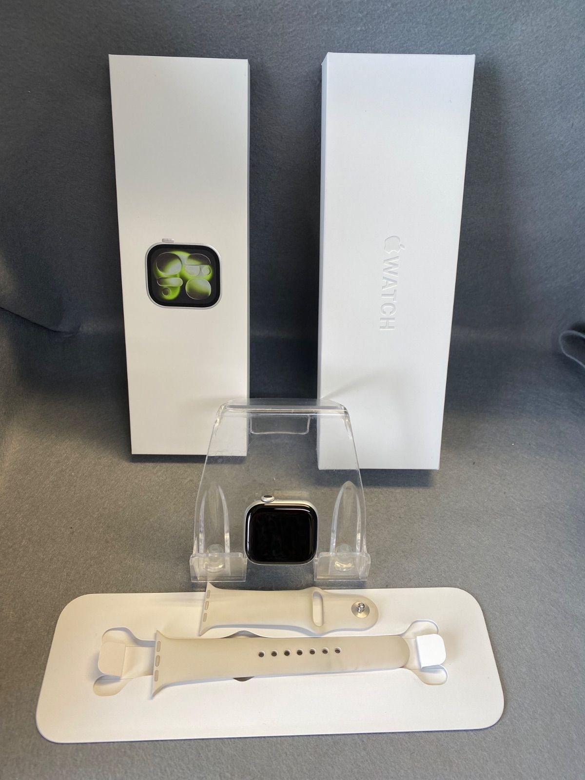超美品【限定保証有り】 Apple Watch Series11 GPSモデル　64GB 42mm シルバーアルミニウムケースと　42mm スポーツバンド　M/L