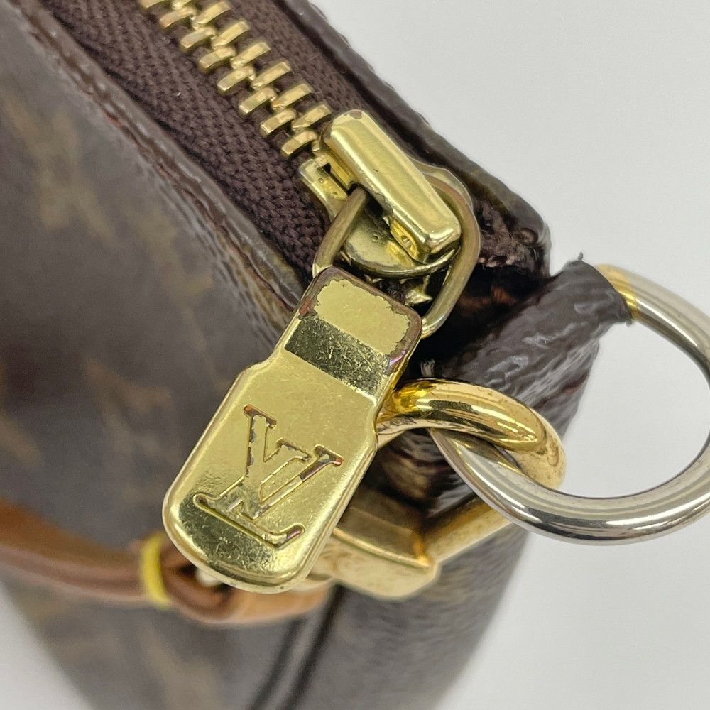 ルイ・ヴィトン LOUIS VUITTON モノグラム ポーチ ポシェット・アクセ