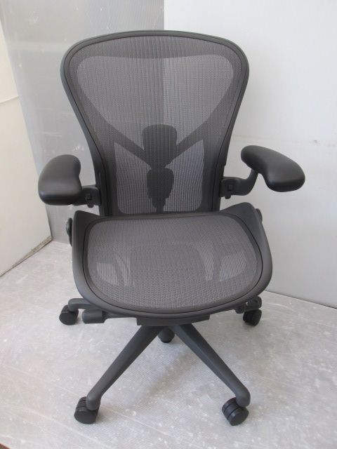 Herman Miller/ハーマンミラー アーロンチェア オフィスチェア グラファイトブラック リマスタード AER1B23DW(0523AI)7DY-13S